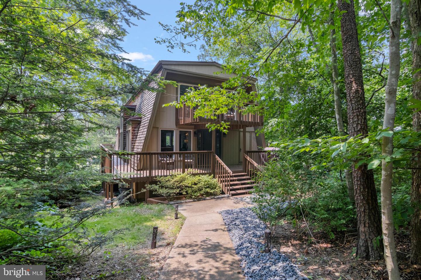 1667 FAIRWAY DR, BASYE, Virginia 22810, 4 Bedrooms Bedrooms, ,3 BathroomsBathrooms,Residential,For sale,1667 FAIRWAY DR,VASH2013522 MLS # VASH2013522