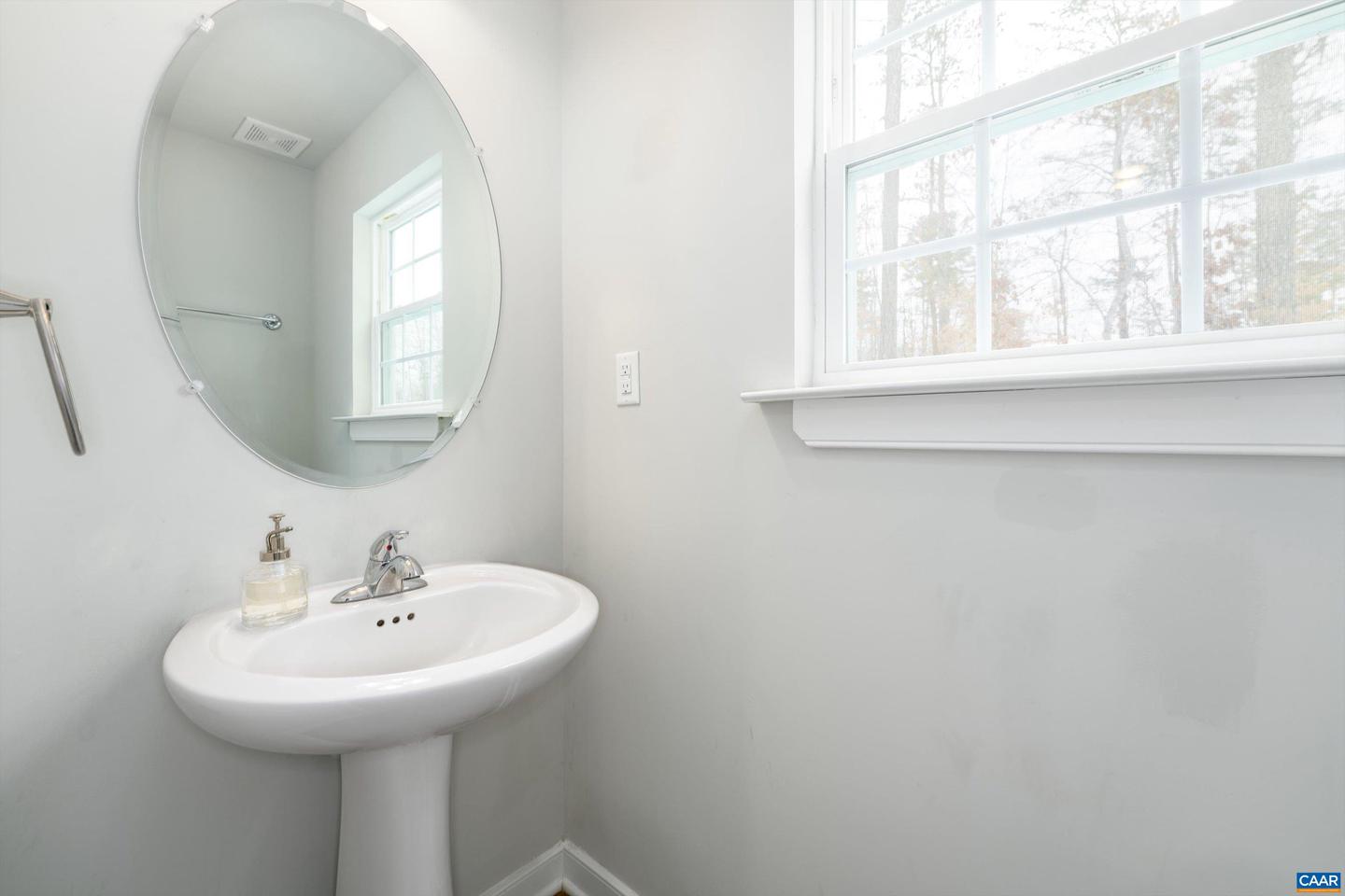 562 TAYLOR RIDGE WAY, PALMYRA, Virginia 22963, 4 Bedrooms Bedrooms, ,2 BathroomsBathrooms,Residential,For sale,562 TAYLOR RIDGE WAY,673059 MLS # 673059