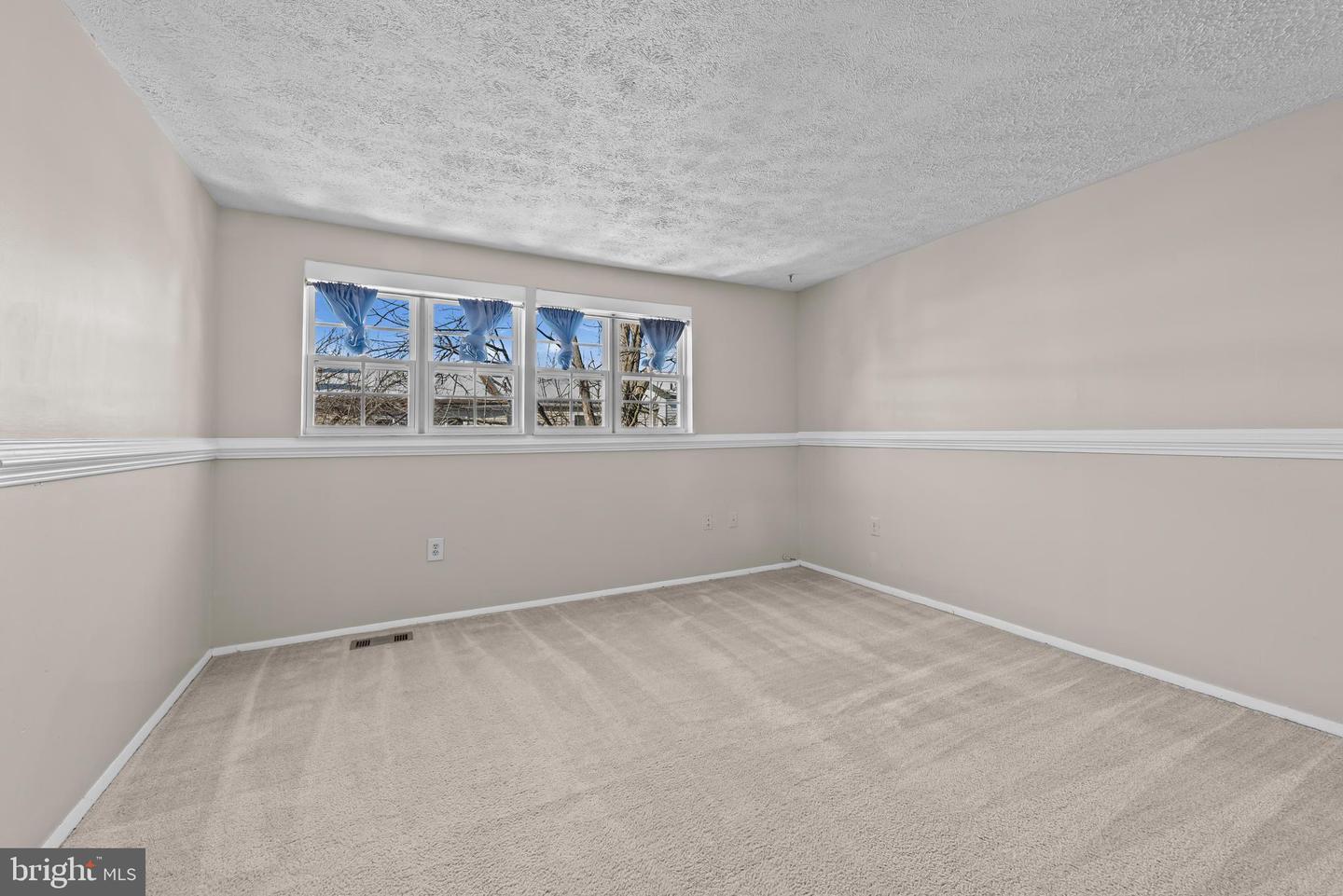 8392 SHADY GROVE CIR, MANASSAS, Virginia 20110, 3 Bedrooms Bedrooms, ,2 BathroomsBathrooms,Residential,For sale,8392 SHADY GROVE CIR,VAMN2010188 MLS # VAMN2010188