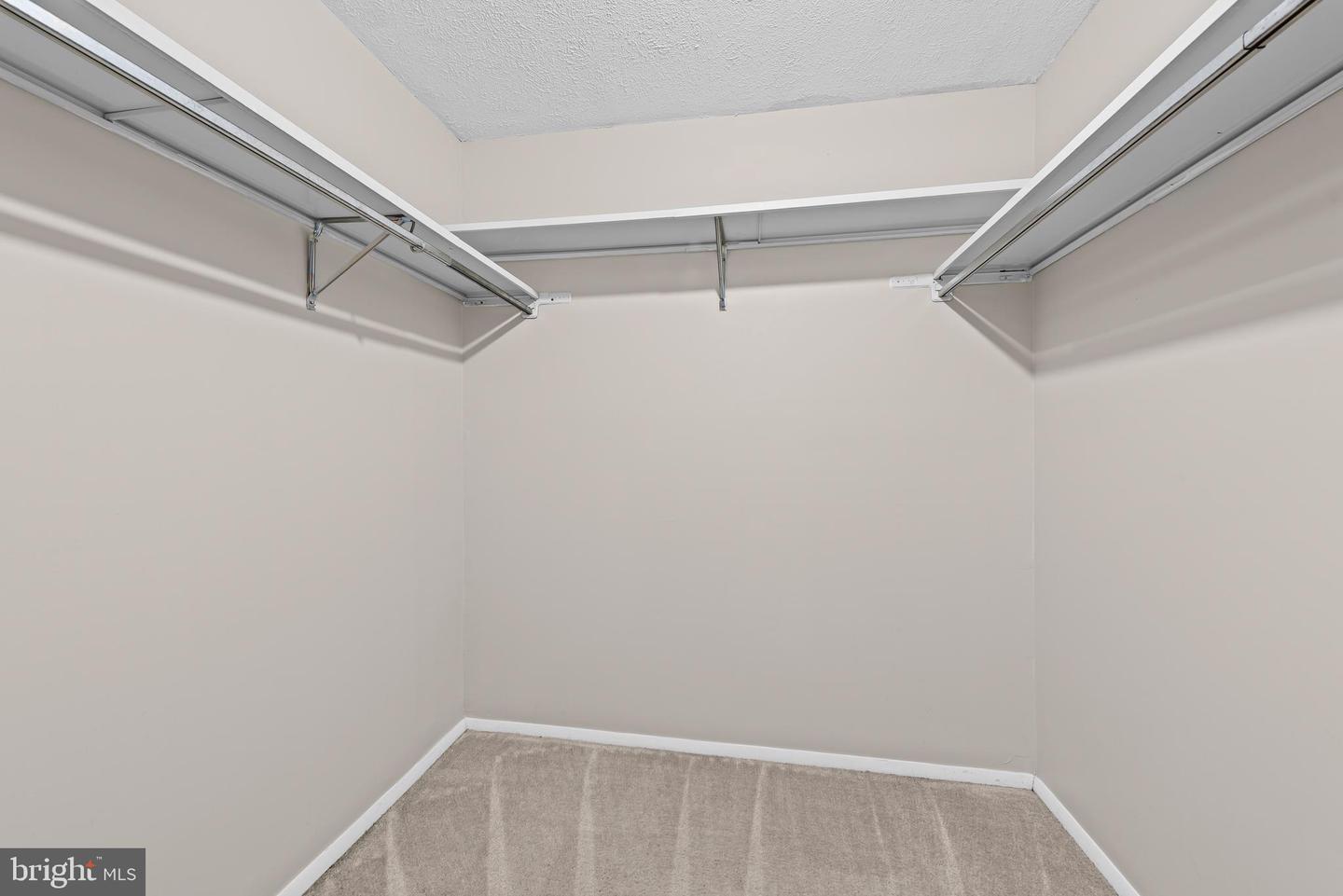 8392 SHADY GROVE CIR, MANASSAS, Virginia 20110, 3 Bedrooms Bedrooms, ,2 BathroomsBathrooms,Residential,For sale,8392 SHADY GROVE CIR,VAMN2010188 MLS # VAMN2010188