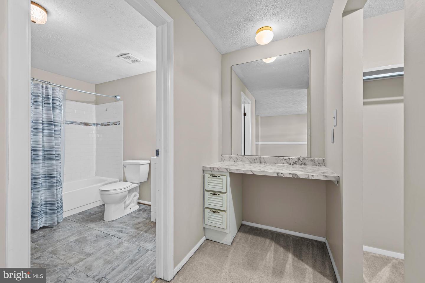 8392 SHADY GROVE CIR, MANASSAS, Virginia 20110, 3 Bedrooms Bedrooms, ,2 BathroomsBathrooms,Residential,For sale,8392 SHADY GROVE CIR,VAMN2010188 MLS # VAMN2010188