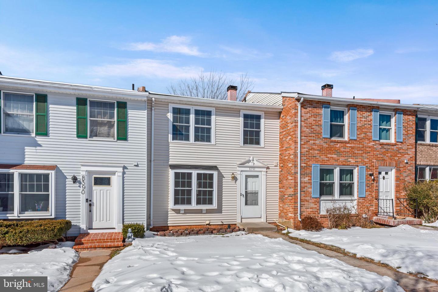 8392 SHADY GROVE CIR, MANASSAS, Virginia 20110, 3 Bedrooms Bedrooms, ,2 BathroomsBathrooms,Residential,For sale,8392 SHADY GROVE CIR,VAMN2010188 MLS # VAMN2010188