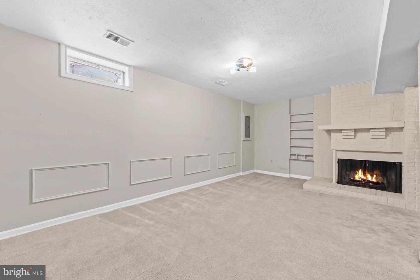 8392 SHADY GROVE CIR, MANASSAS, Virginia 20110, 3 Bedrooms Bedrooms, ,2 BathroomsBathrooms,Residential,For sale,8392 SHADY GROVE CIR,VAMN2010188 MLS # VAMN2010188