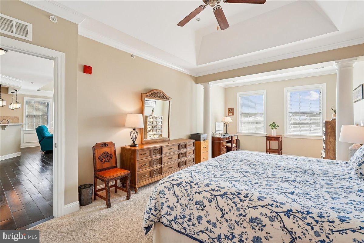 15110 HEATHER MILL LN #402, HAYMARKET, Virginia 20169, 2 Bedrooms Bedrooms, 8 Rooms Rooms,2 BathroomsBathrooms,Residential,For sale,15110 HEATHER MILL LN #402,VAPW2111984 MLS # VAPW2111984