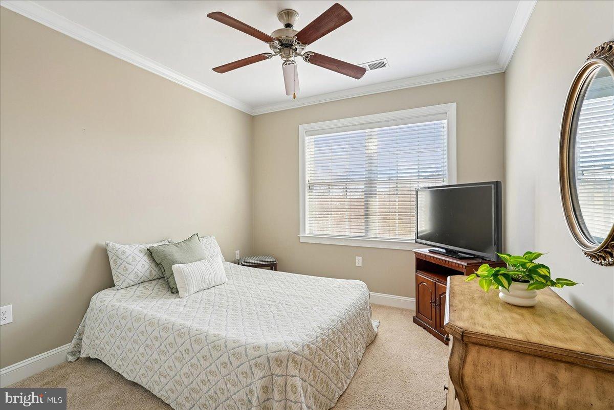 15110 HEATHER MILL LN #402, HAYMARKET, Virginia 20169, 2 Bedrooms Bedrooms, 8 Rooms Rooms,2 BathroomsBathrooms,Residential,For sale,15110 HEATHER MILL LN #402,VAPW2111984 MLS # VAPW2111984