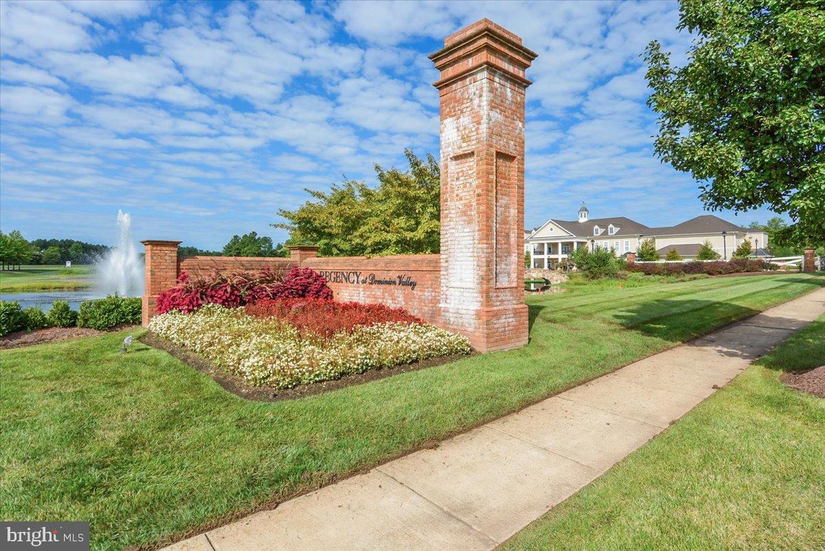 15110 HEATHER MILL LN #402, HAYMARKET, Virginia 20169, 2 Bedrooms Bedrooms, 8 Rooms Rooms,2 BathroomsBathrooms,Residential,For sale,15110 HEATHER MILL LN #402,VAPW2111984 MLS # VAPW2111984