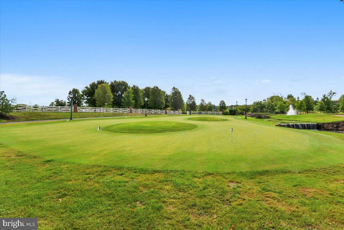 15110 HEATHER MILL LN #402, HAYMARKET, Virginia 20169, 2 Bedrooms Bedrooms, 8 Rooms Rooms,2 BathroomsBathrooms,Residential,For sale,15110 HEATHER MILL LN #402,VAPW2111984 MLS # VAPW2111984