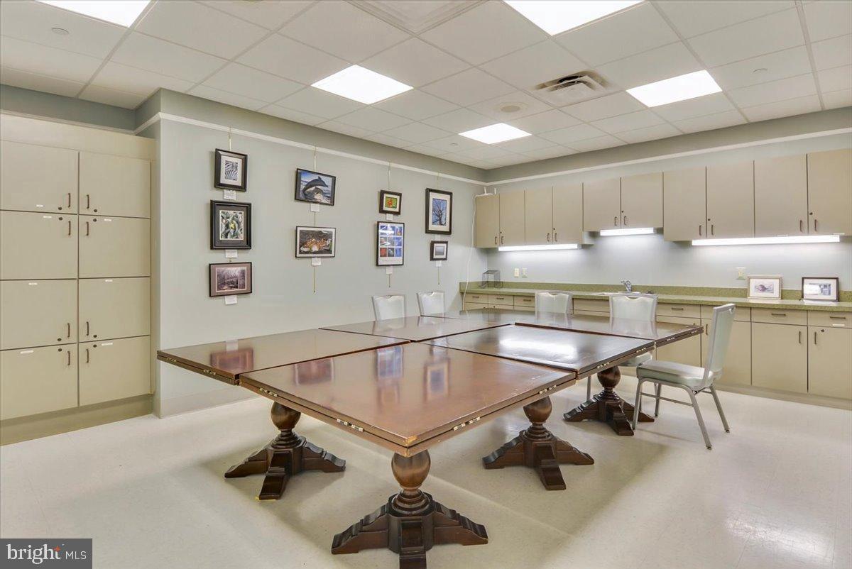 15110 HEATHER MILL LN #402, HAYMARKET, Virginia 20169, 2 Bedrooms Bedrooms, 8 Rooms Rooms,2 BathroomsBathrooms,Residential,For sale,15110 HEATHER MILL LN #402,VAPW2111984 MLS # VAPW2111984