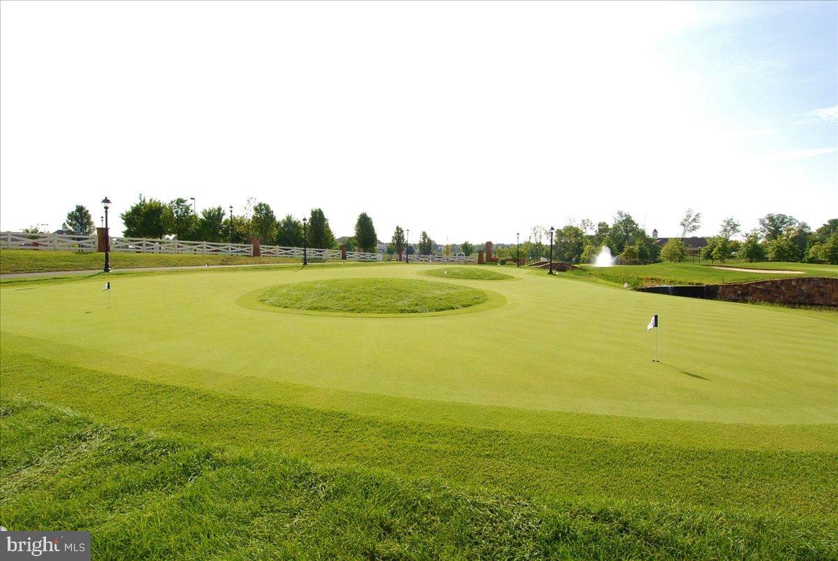 15110 HEATHER MILL LN #402, HAYMARKET, Virginia 20169, 2 Bedrooms Bedrooms, 8 Rooms Rooms,2 BathroomsBathrooms,Residential,For sale,15110 HEATHER MILL LN #402,VAPW2111984 MLS # VAPW2111984