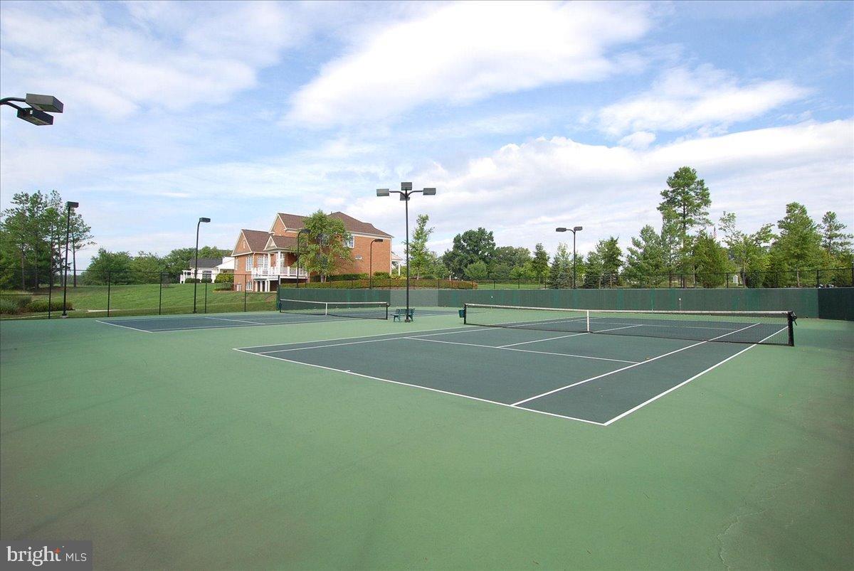 15110 HEATHER MILL LN #402, HAYMARKET, Virginia 20169, 2 Bedrooms Bedrooms, 8 Rooms Rooms,2 BathroomsBathrooms,Residential,For sale,15110 HEATHER MILL LN #402,VAPW2111984 MLS # VAPW2111984