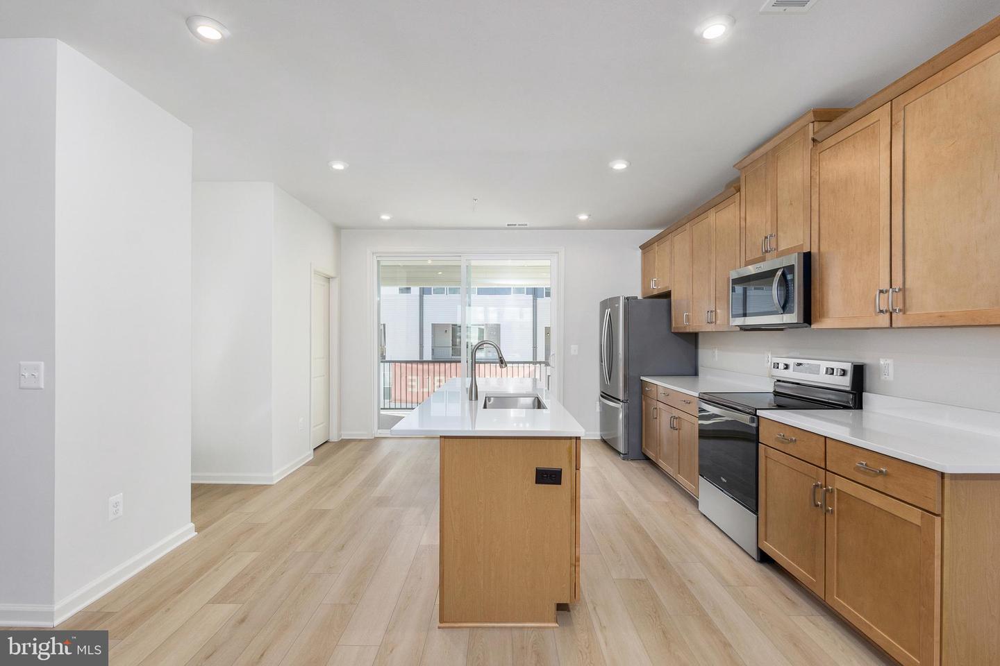 2510 NEABSCO COMMON PL, WOODBRIDGE, Virginia 22191, 3 Bedrooms Bedrooms, ,2 BathroomsBathrooms,Residential,For sale,2510 NEABSCO COMMON PL,VAPW2111986 MLS # VAPW2111986