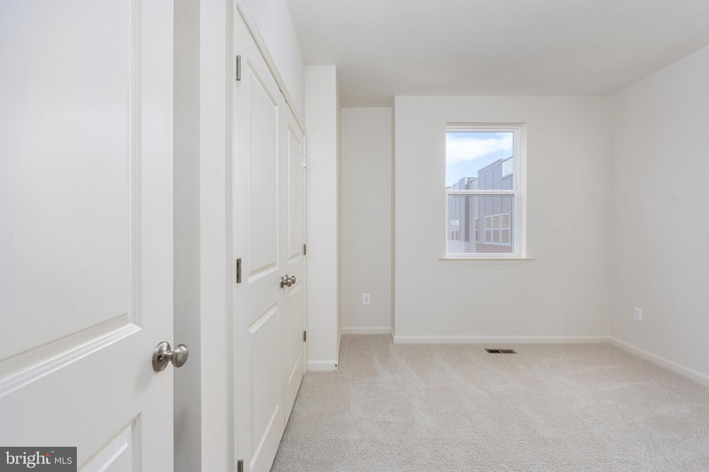 2510 NEABSCO COMMON PL, WOODBRIDGE, Virginia 22191, 3 Bedrooms Bedrooms, ,2 BathroomsBathrooms,Residential,For sale,2510 NEABSCO COMMON PL,VAPW2111986 MLS # VAPW2111986