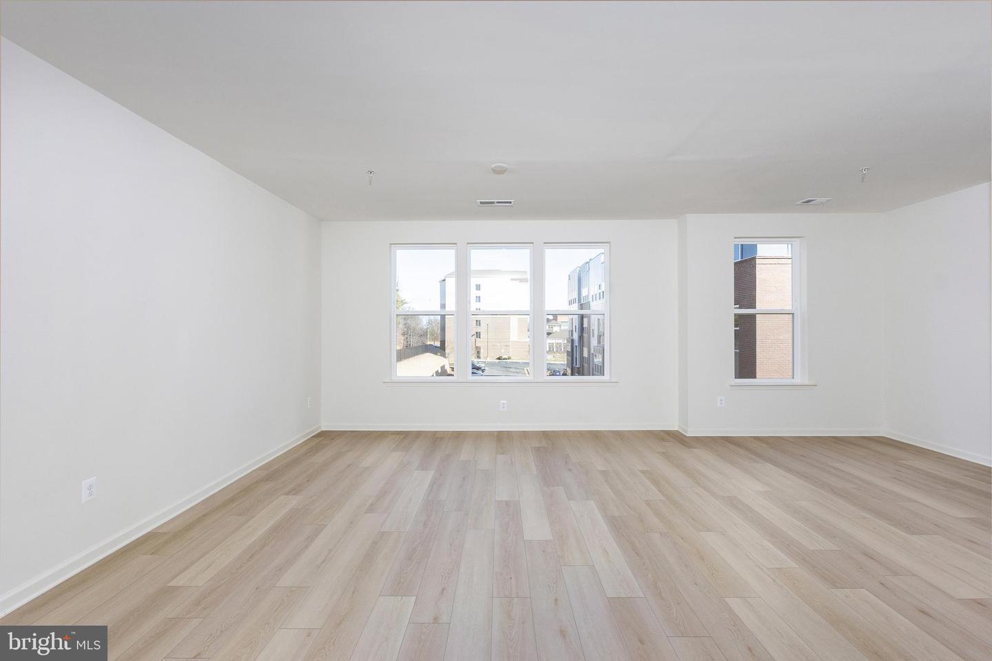 2510 NEABSCO COMMON PL, WOODBRIDGE, Virginia 22191, 3 Bedrooms Bedrooms, ,2 BathroomsBathrooms,Residential,For sale,2510 NEABSCO COMMON PL,VAPW2111986 MLS # VAPW2111986