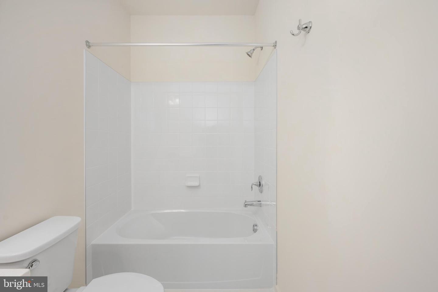 2548 NEABSCO COMMON PL, WOODBRIDGE, Virginia 22191, 2 Bedrooms Bedrooms, ,2 BathroomsBathrooms,Residential,For sale,2548 NEABSCO COMMON PL,VAPW2111988 MLS # VAPW2111988