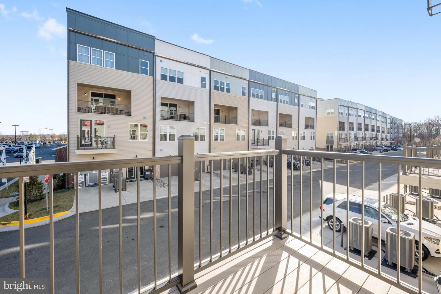 2548 NEABSCO COMMON PL, WOODBRIDGE, Virginia 22191, 2 Bedrooms Bedrooms, ,2 BathroomsBathrooms,Residential,For sale,2548 NEABSCO COMMON PL,VAPW2111988 MLS # VAPW2111988