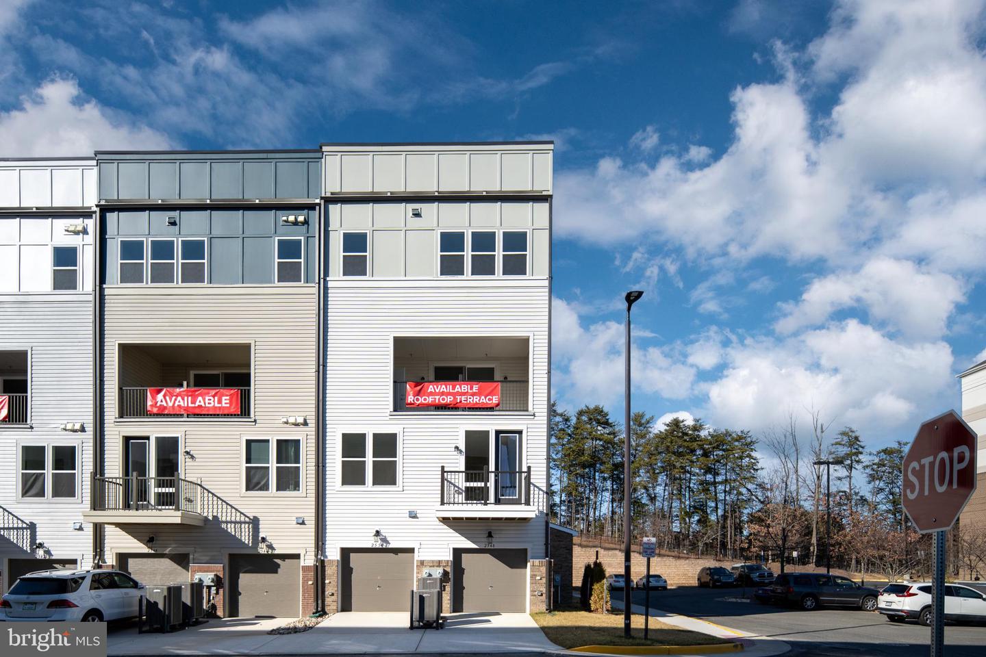 2548 NEABSCO COMMON PL, WOODBRIDGE, Virginia 22191, 2 Bedrooms Bedrooms, ,2 BathroomsBathrooms,Residential,For sale,2548 NEABSCO COMMON PL,VAPW2111988 MLS # VAPW2111988