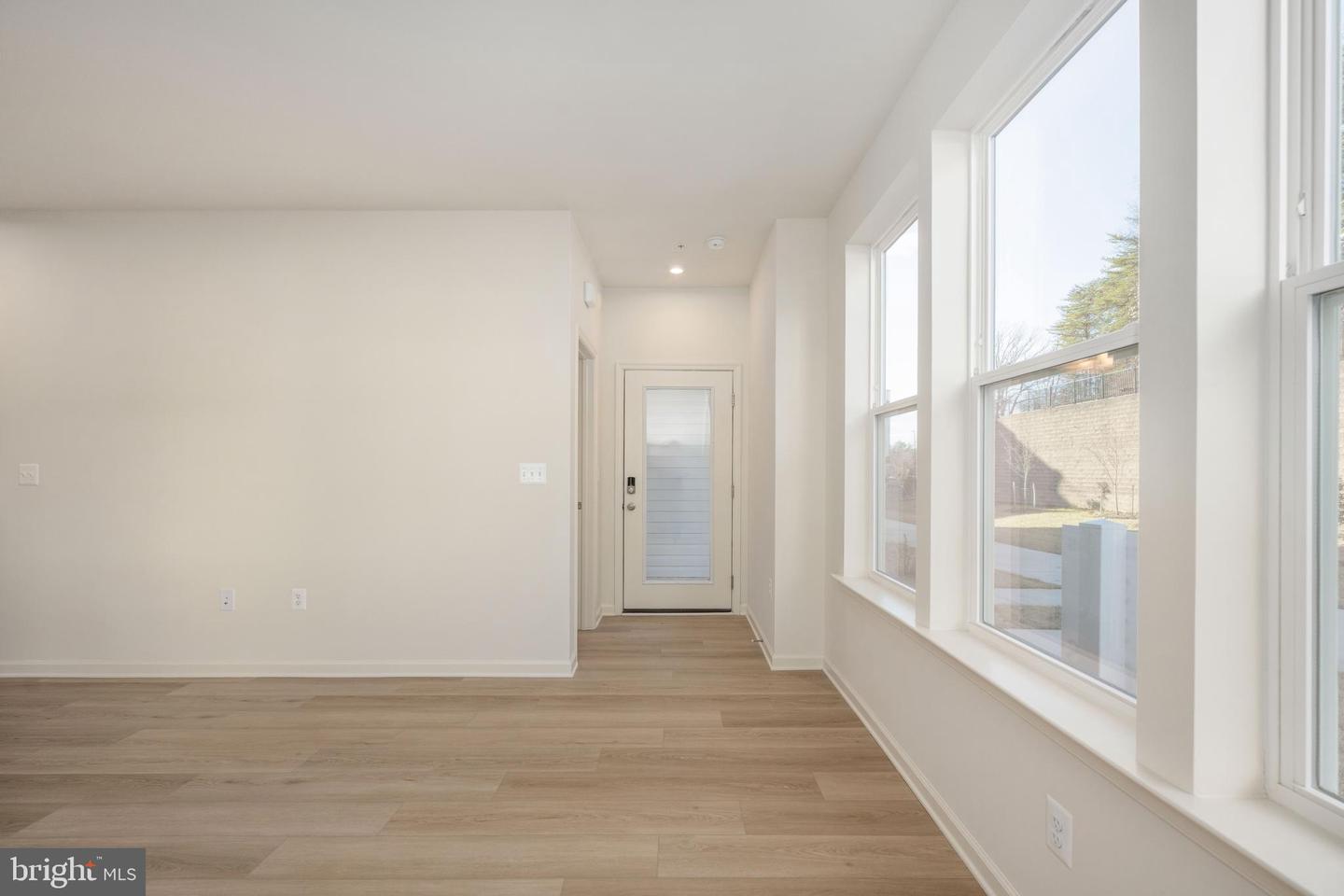 2548 NEABSCO COMMON PL, WOODBRIDGE, Virginia 22191, 2 Bedrooms Bedrooms, ,2 BathroomsBathrooms,Residential,For sale,2548 NEABSCO COMMON PL,VAPW2111988 MLS # VAPW2111988