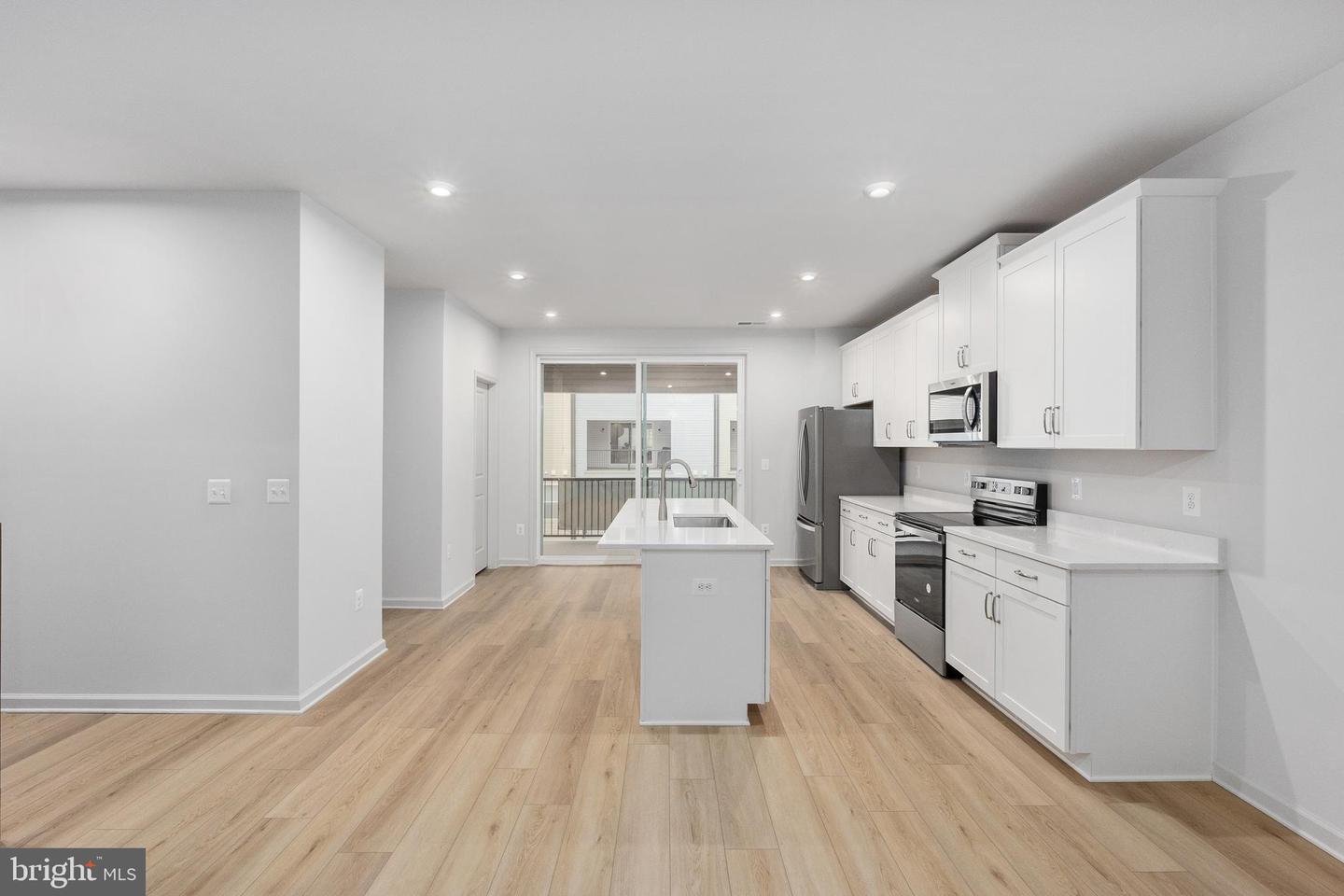 2538 NEABSCO COMMON PL, WOODBRIDGE, Virginia 22191, 3 Bedrooms Bedrooms, ,2 BathroomsBathrooms,Residential,For sale,2538 NEABSCO COMMON PL,VAPW2111998 MLS # VAPW2111998