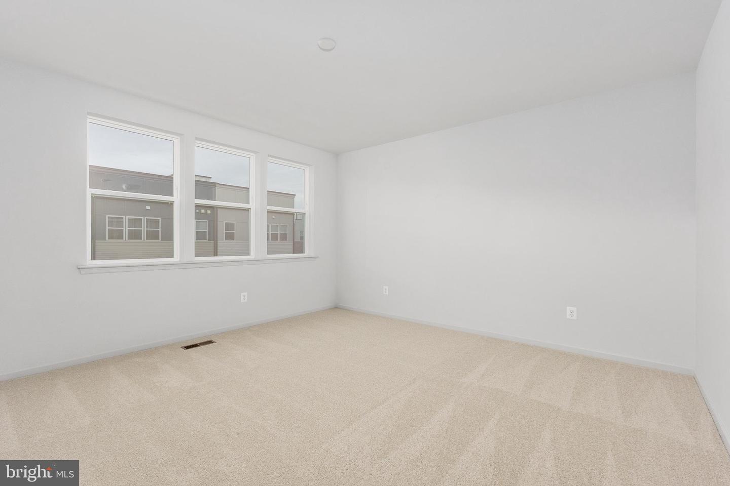 2538 NEABSCO COMMON PL, WOODBRIDGE, Virginia 22191, 3 Bedrooms Bedrooms, ,2 BathroomsBathrooms,Residential,For sale,2538 NEABSCO COMMON PL,VAPW2111998 MLS # VAPW2111998