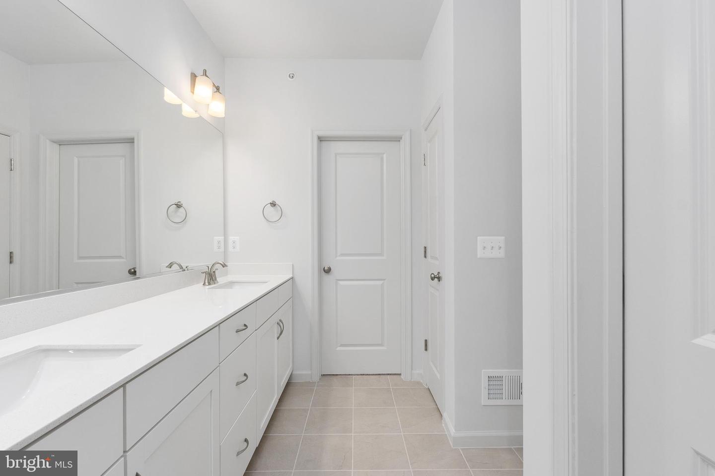 2538 NEABSCO COMMON PL, WOODBRIDGE, Virginia 22191, 3 Bedrooms Bedrooms, ,2 BathroomsBathrooms,Residential,For sale,2538 NEABSCO COMMON PL,VAPW2111998 MLS # VAPW2111998