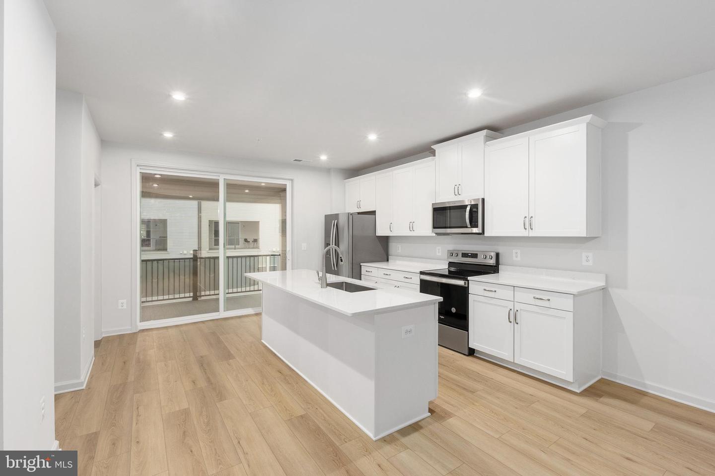 2538 NEABSCO COMMON PL, WOODBRIDGE, Virginia 22191, 3 Bedrooms Bedrooms, ,2 BathroomsBathrooms,Residential,For sale,2538 NEABSCO COMMON PL,VAPW2111998 MLS # VAPW2111998