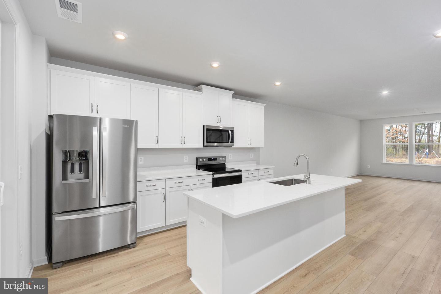 2538 NEABSCO COMMON PL, WOODBRIDGE, Virginia 22191, 3 Bedrooms Bedrooms, ,2 BathroomsBathrooms,Residential,For sale,2538 NEABSCO COMMON PL,VAPW2111998 MLS # VAPW2111998