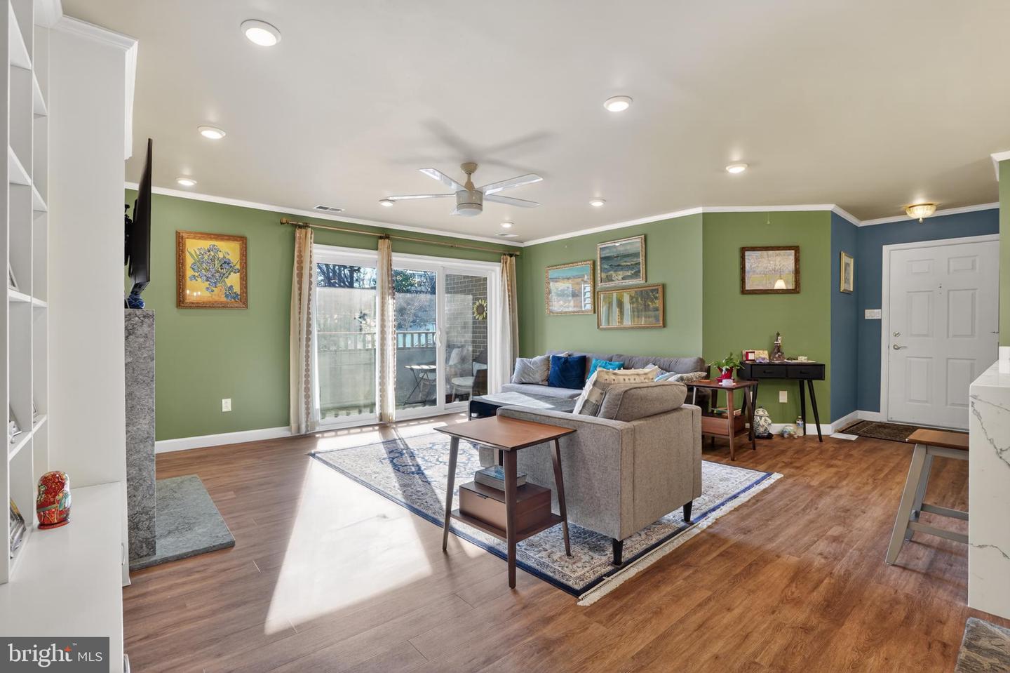 7703 LAFAYETTE FOREST DR #24, ANNANDALE, Virginia 22003, 1 Bedroom Bedrooms, 2 Rooms Rooms,1 BathroomBathrooms,Residential,For sale,7703 LAFAYETTE FOREST DR #24,VAFX2289418 MLS # VAFX2289418