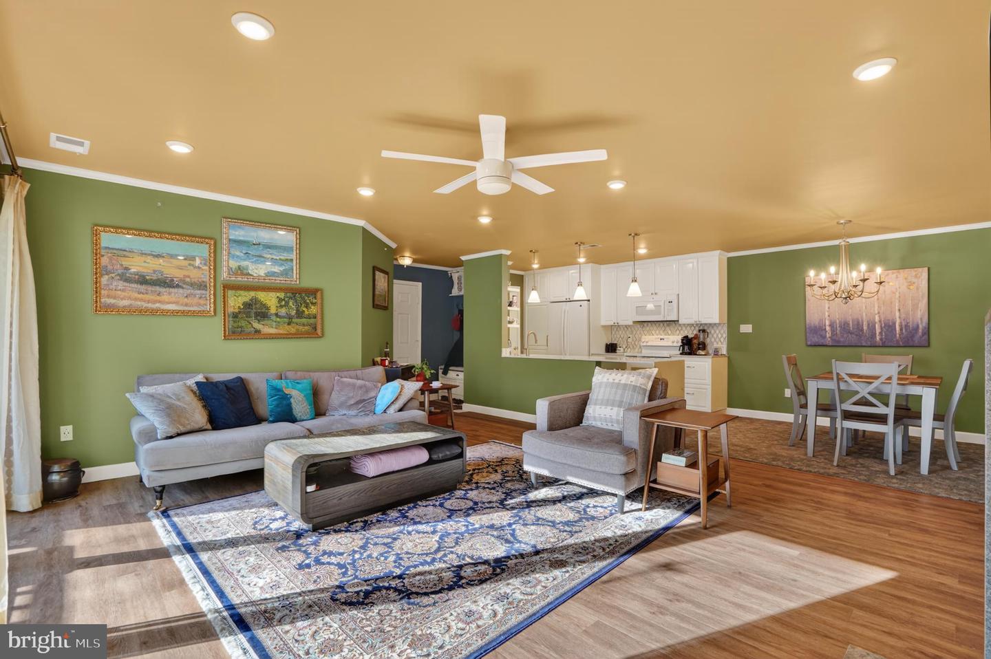 7703 LAFAYETTE FOREST DR #24, ANNANDALE, Virginia 22003, 1 Bedroom Bedrooms, 2 Rooms Rooms,1 BathroomBathrooms,Residential,For sale,7703 LAFAYETTE FOREST DR #24,VAFX2289418 MLS # VAFX2289418