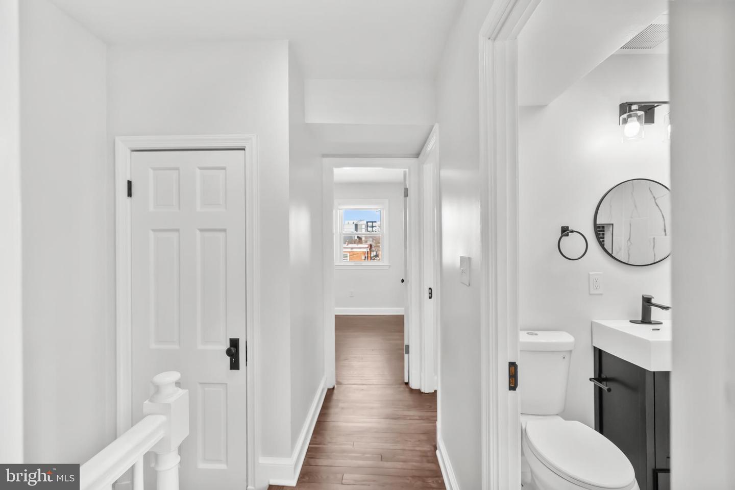 810 20TH ST NE, WASHINGTON, District Of Columbia 20002, 3 Bedrooms Bedrooms, ,2 BathroomsBathrooms,Residential,For sale,810 20TH ST NE,DCDC2245004 MLS # DCDC2245004