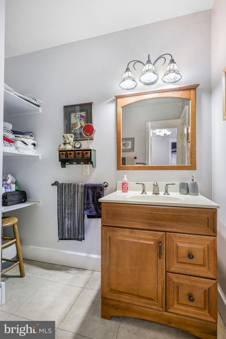 167 WILLIAMS LN, BASYE, Virginia 22810, 3 Bedrooms Bedrooms, 7 Rooms Rooms,3 BathroomsBathrooms,Residential,For sale,167 WILLIAMS LN,VASH2013528 MLS # VASH2013528