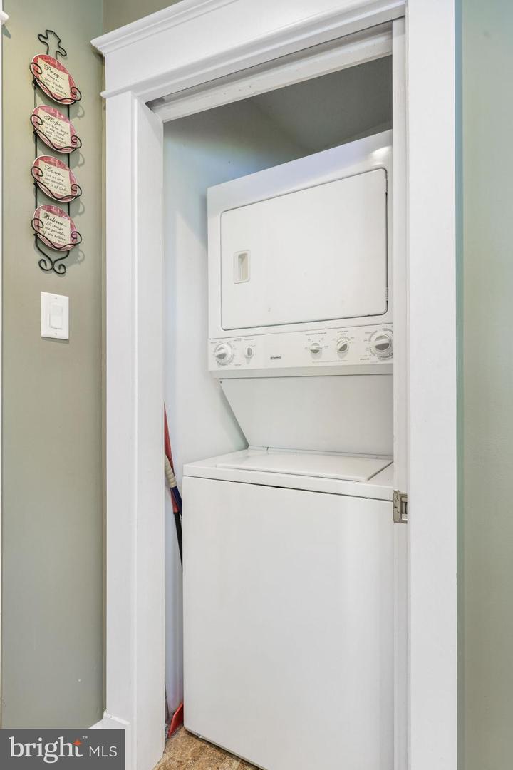 167 WILLIAMS LN, BASYE, Virginia 22810, 3 Bedrooms Bedrooms, 7 Rooms Rooms,3 BathroomsBathrooms,Residential,For sale,167 WILLIAMS LN,VASH2013528 MLS # VASH2013528