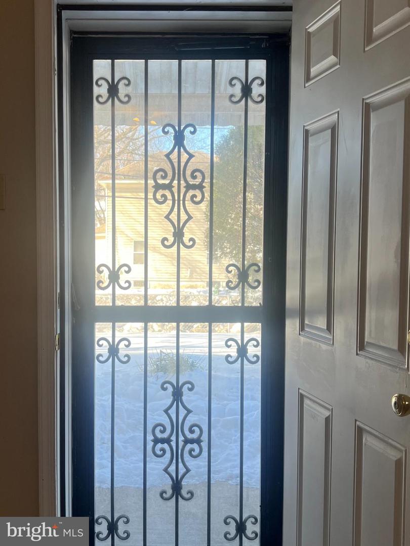 4901 FITCH PL NE, WASHINGTON, District Of Columbia 20019, 3 Bedrooms Bedrooms, 13 Rooms Rooms,2 BathroomsBathrooms,Residential,For sale,4901 FITCH PL NE,DCDC2245036 MLS # DCDC2245036