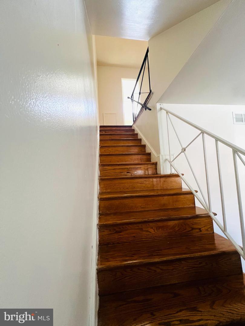 4901 FITCH PL NE, WASHINGTON, District Of Columbia 20019, 3 Bedrooms Bedrooms, 13 Rooms Rooms,2 BathroomsBathrooms,Residential,For sale,4901 FITCH PL NE,DCDC2245036 MLS # DCDC2245036