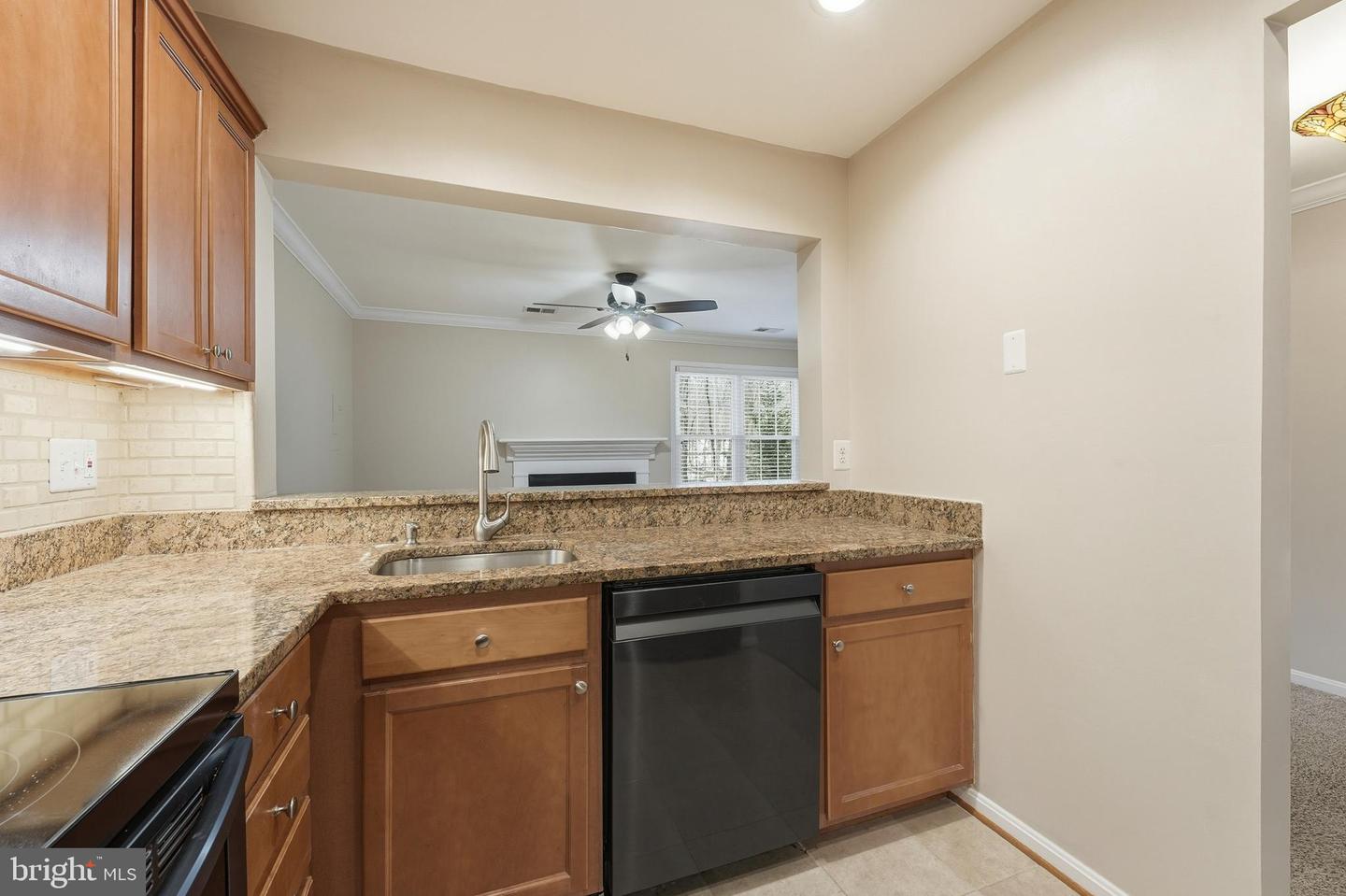 6036 OLD LANDING WAY #29, BURKE, Virginia 22015, 3 Bedrooms Bedrooms, ,2 BathroomsBathrooms,Residential,For sale,6036 OLD LANDING WAY #29,VAFX2289518 MLS # VAFX2289518