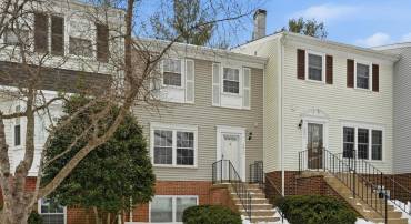 6036 OLD LANDING WAY #29, BURKE, Virginia 22015, 3 Bedrooms Bedrooms, ,2 BathroomsBathrooms,Residential,For sale,6036 OLD LANDING WAY #29,VAFX2289518 MLS # VAFX2289518