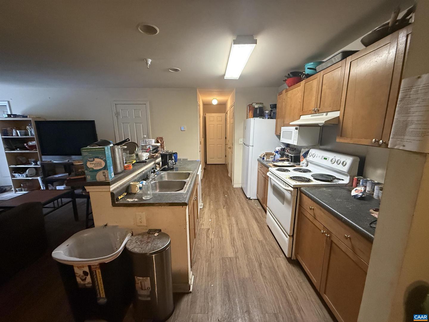 190 YELLOWSTONE DR #201, CHARLOTTESVILLE, Virginia 22903, 4 Bedrooms Bedrooms, ,4 BathroomsBathrooms,Residential,For sale,190 YELLOWSTONE DR #201,673089 MLS # 673089