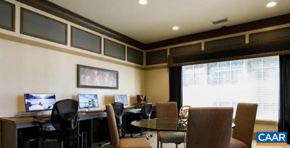 190 YELLOWSTONE DR #201, CHARLOTTESVILLE, Virginia 22903, 4 Bedrooms Bedrooms, ,4 BathroomsBathrooms,Residential,For sale,190 YELLOWSTONE DR #201,673089 MLS # 673089