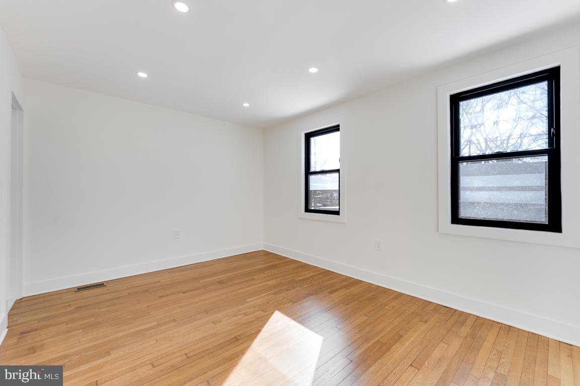 219 JEFFERSON ST NW, WASHINGTON, District Of Columbia 20011, 4 Bedrooms Bedrooms, ,3 BathroomsBathrooms,Residential,For sale,219 JEFFERSON ST NW,DCDC2245050 MLS # DCDC2245050