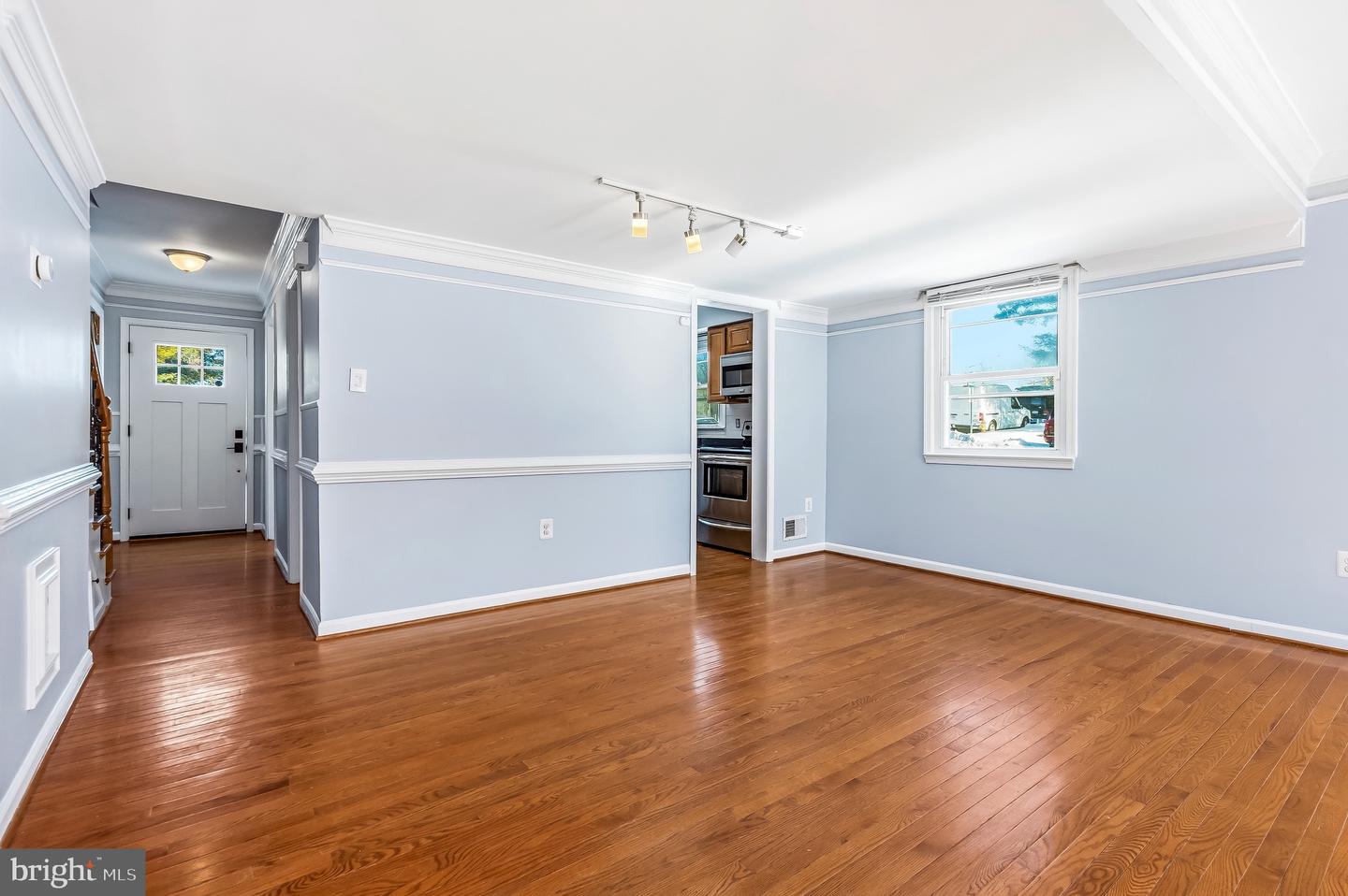 4001 FORESTDALE AVE, WOODBRIDGE, Virginia 22193, 3 Bedrooms Bedrooms, ,1 BathroomBathrooms,Residential,For sale,4001 FORESTDALE AVE,VAPW2112036 MLS # VAPW2112036