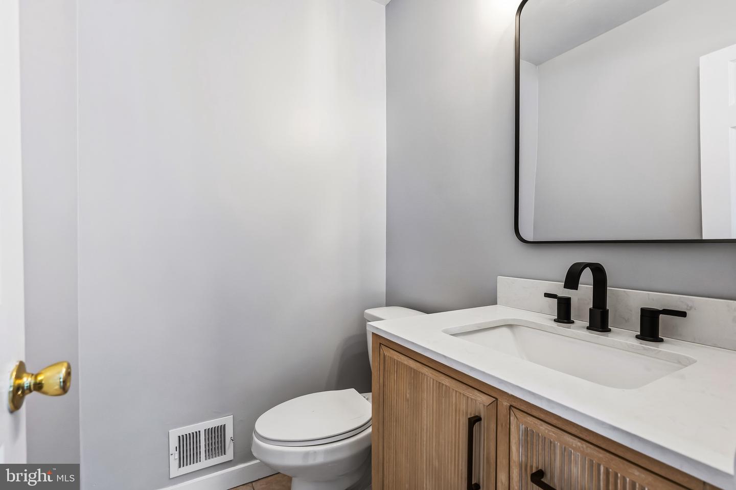 4001 FORESTDALE AVE, WOODBRIDGE, Virginia 22193, 3 Bedrooms Bedrooms, ,1 BathroomBathrooms,Residential,For sale,4001 FORESTDALE AVE,VAPW2112036 MLS # VAPW2112036