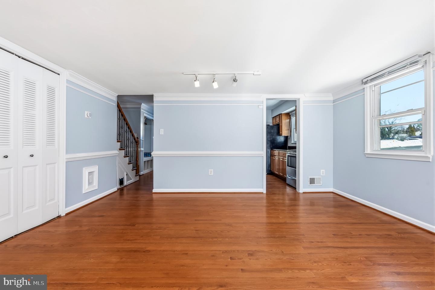 4001 FORESTDALE AVE, WOODBRIDGE, Virginia 22193, 3 Bedrooms Bedrooms, ,1 BathroomBathrooms,Residential,For sale,4001 FORESTDALE AVE,VAPW2112036 MLS # VAPW2112036