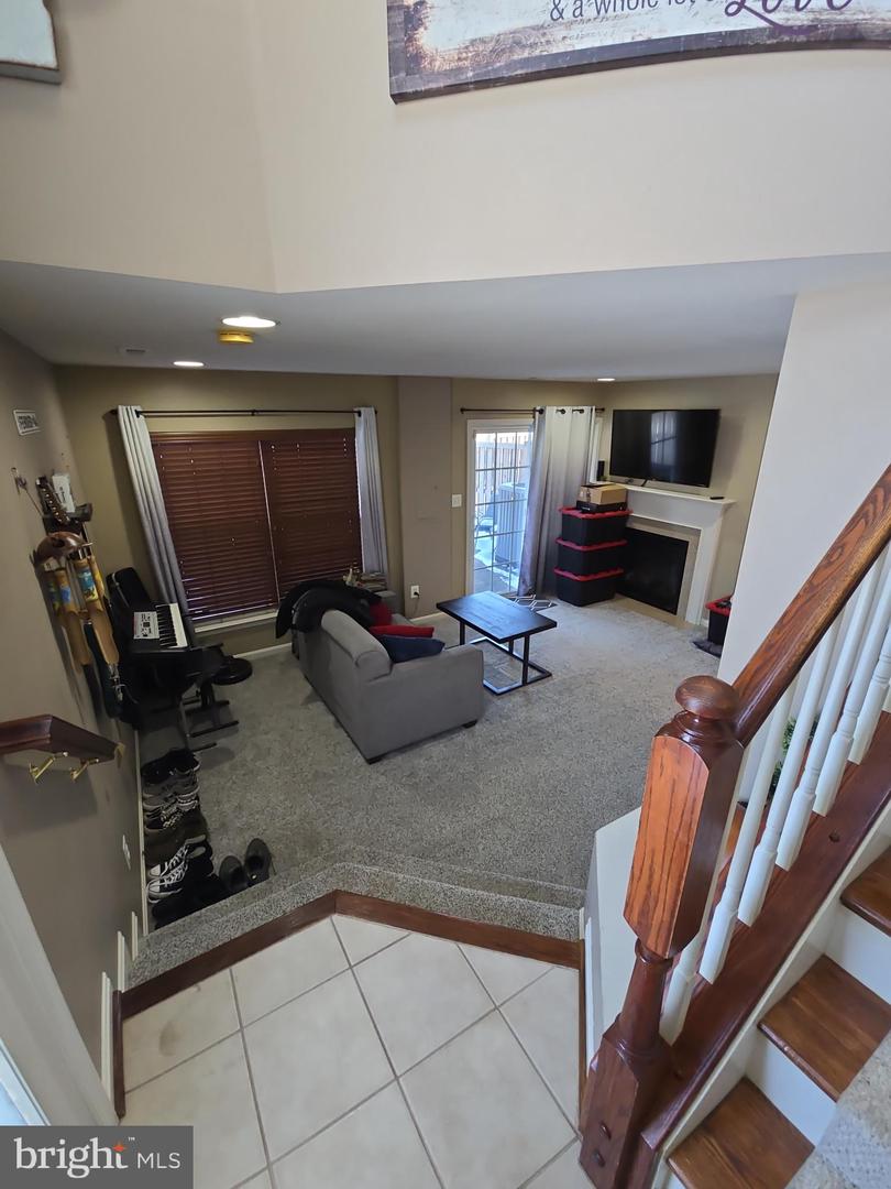 9249 ALVYN LAKE CIR, BRISTOW, Virginia 20136, 3 Bedrooms Bedrooms, ,2 BathroomsBathrooms,Residential,For sale,9249 ALVYN LAKE CIR,VAPW2112044 MLS # VAPW2112044