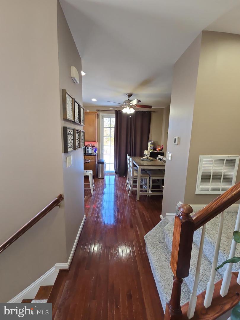 9249 ALVYN LAKE CIR, BRISTOW, Virginia 20136, 3 Bedrooms Bedrooms, ,2 BathroomsBathrooms,Residential,For sale,9249 ALVYN LAKE CIR,VAPW2112044 MLS # VAPW2112044