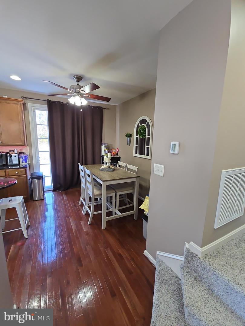 9249 ALVYN LAKE CIR, BRISTOW, Virginia 20136, 3 Bedrooms Bedrooms, ,2 BathroomsBathrooms,Residential,For sale,9249 ALVYN LAKE CIR,VAPW2112044 MLS # VAPW2112044