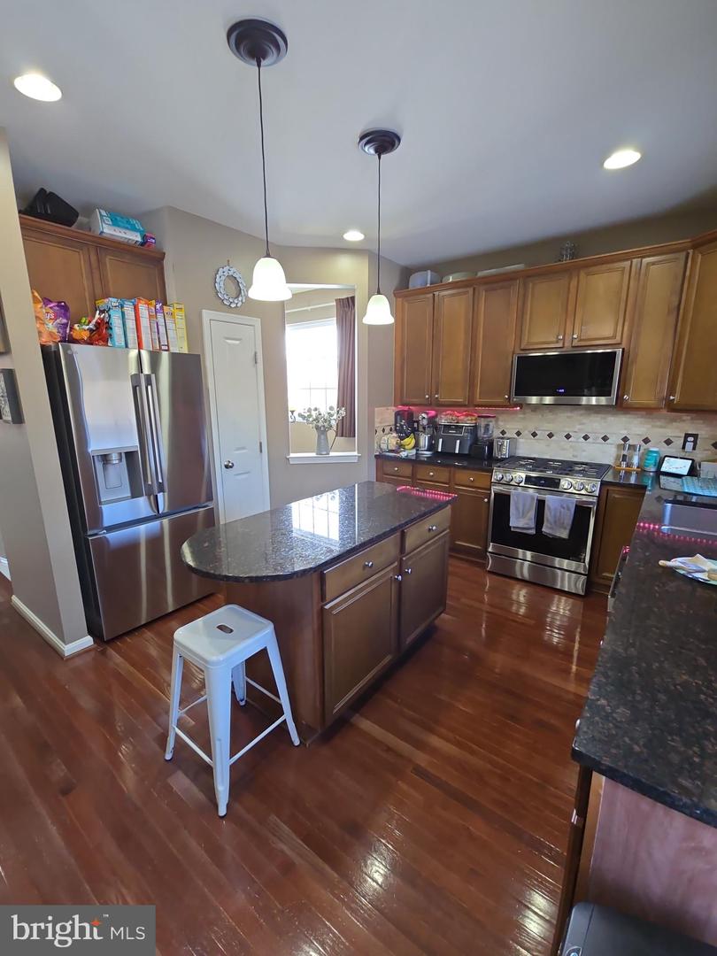 9249 ALVYN LAKE CIR, BRISTOW, Virginia 20136, 3 Bedrooms Bedrooms, ,2 BathroomsBathrooms,Residential,For sale,9249 ALVYN LAKE CIR,VAPW2112044 MLS # VAPW2112044