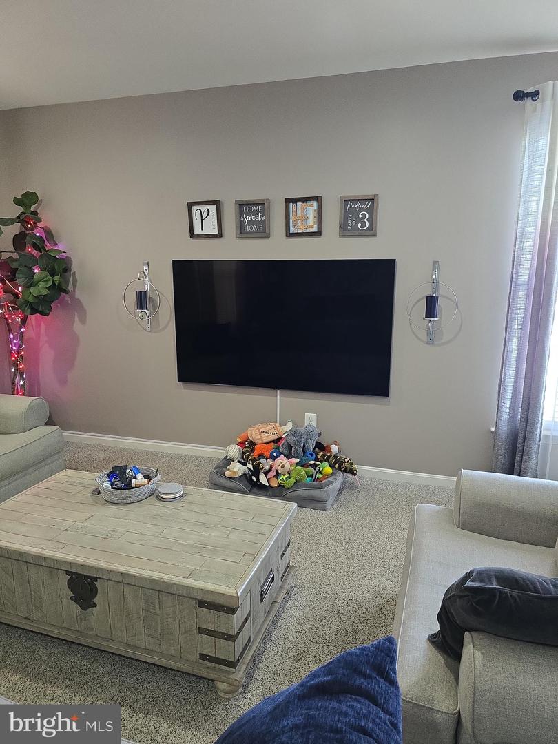 9249 ALVYN LAKE CIR, BRISTOW, Virginia 20136, 3 Bedrooms Bedrooms, ,2 BathroomsBathrooms,Residential,For sale,9249 ALVYN LAKE CIR,VAPW2112044 MLS # VAPW2112044