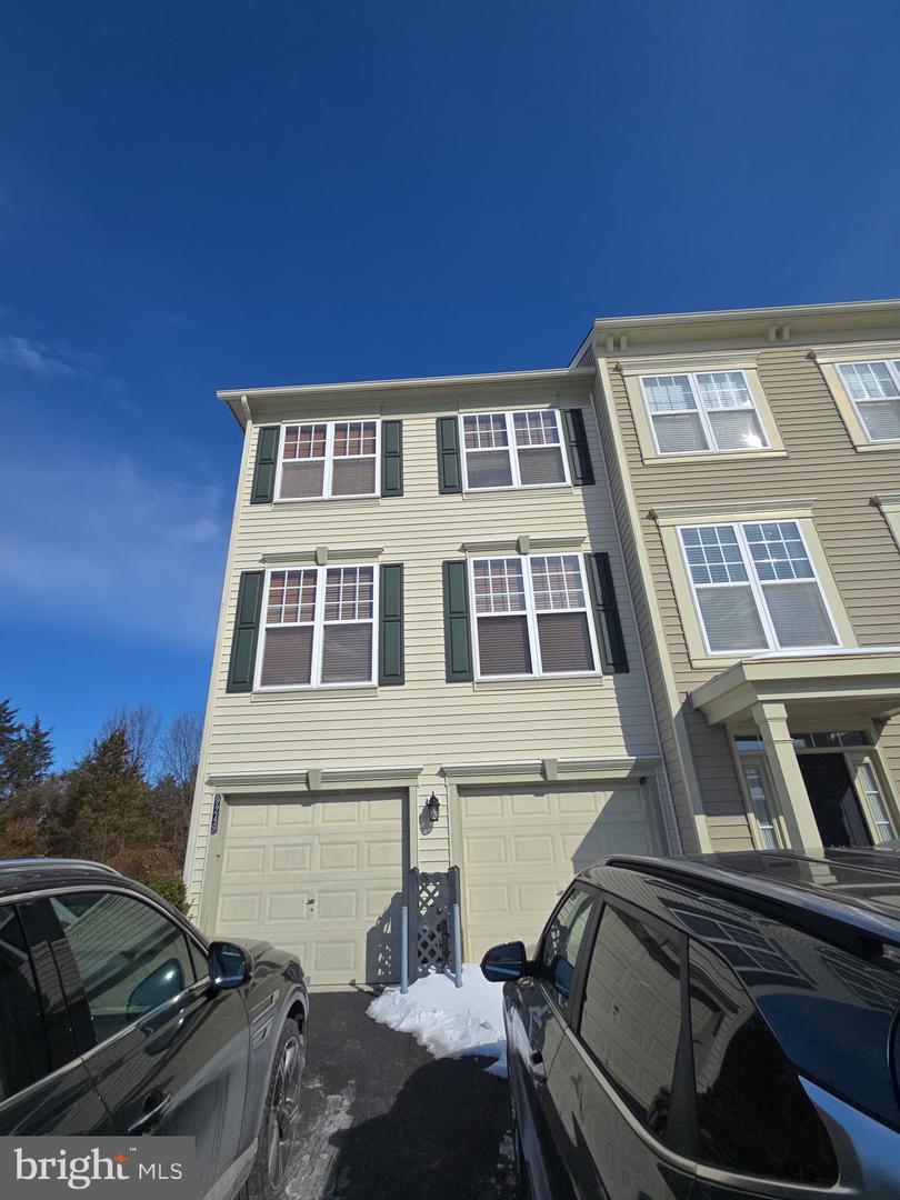 9249 ALVYN LAKE CIR, BRISTOW, Virginia 20136, 3 Bedrooms Bedrooms, ,2 BathroomsBathrooms,Residential,For sale,9249 ALVYN LAKE CIR,VAPW2112044 MLS # VAPW2112044