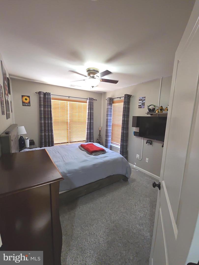 9249 ALVYN LAKE CIR, BRISTOW, Virginia 20136, 3 Bedrooms Bedrooms, ,2 BathroomsBathrooms,Residential,For sale,9249 ALVYN LAKE CIR,VAPW2112044 MLS # VAPW2112044