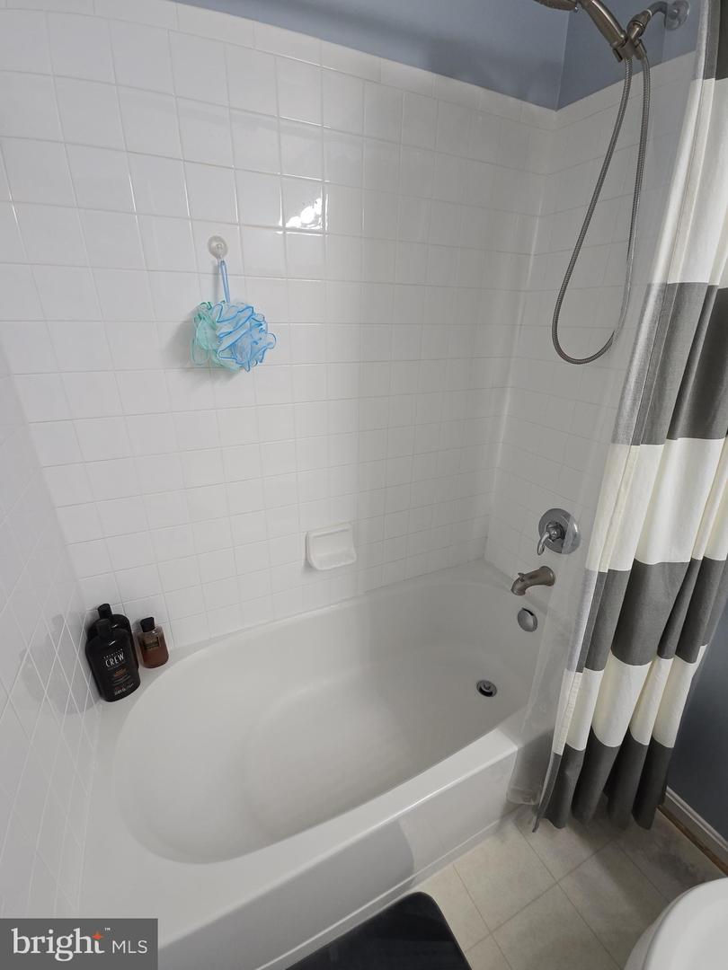 9249 ALVYN LAKE CIR, BRISTOW, Virginia 20136, 3 Bedrooms Bedrooms, ,2 BathroomsBathrooms,Residential,For sale,9249 ALVYN LAKE CIR,VAPW2112044 MLS # VAPW2112044