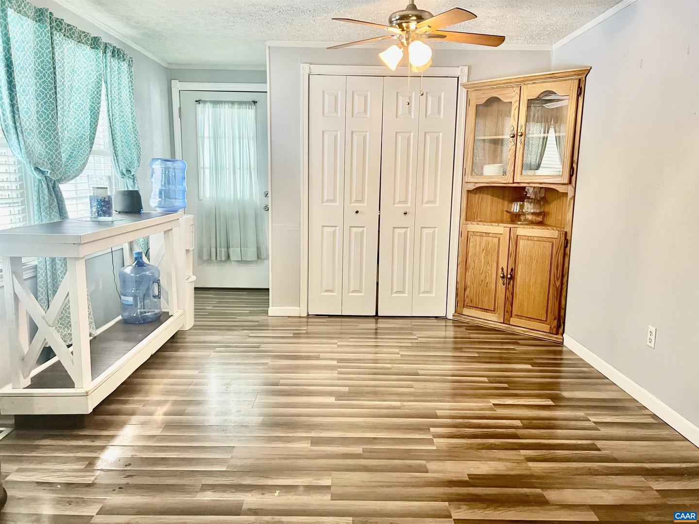 215 HEIGHTS HILL RD, BARBOURSVILLE, Virginia 22923, 3 Bedrooms Bedrooms, ,1 BathroomBathrooms,Residential,For sale,215 HEIGHTS HILL RD,673096 MLS # 673096